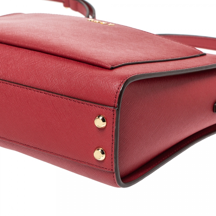 Pre Owned Dkny Red Leather Ava Zip Crossbody Bag