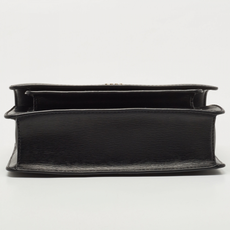 Pre Owned DKNY Black Leather Bryant Park Flap Crossbody Bag