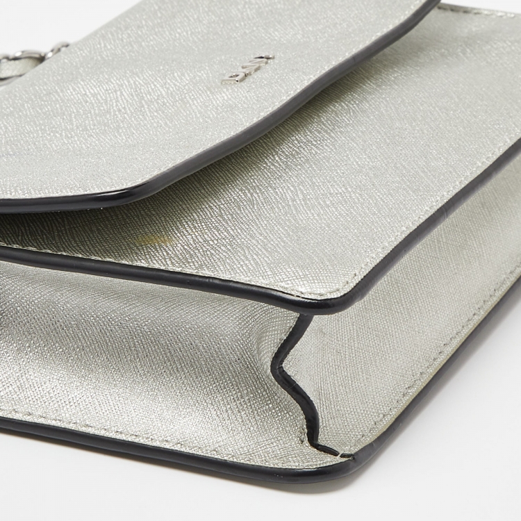 Pre Owned DKNY Silver Leather Bryant Flap Crossbody Bag