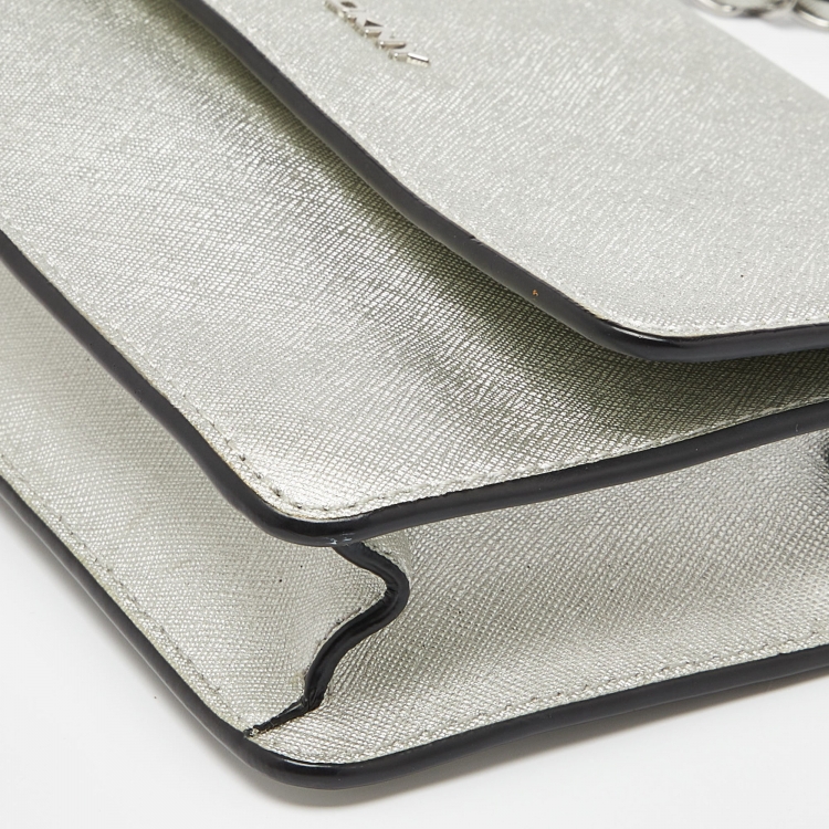 Pre Owned DKNY Silver Leather Bryant Flap Crossbody Bag