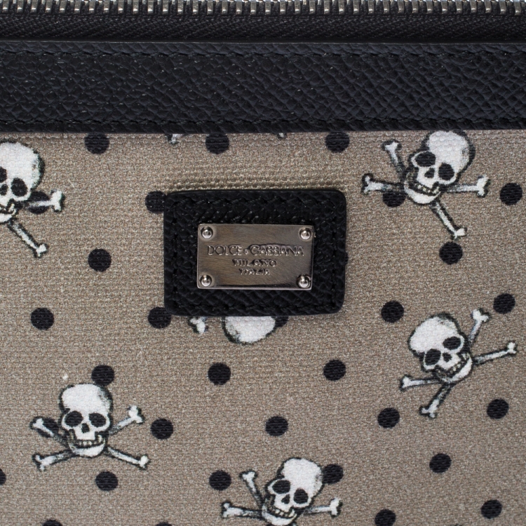 Pre Owned Dolce & Gabbana Grey/Black Skull Print Clutch