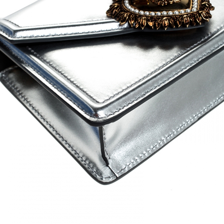 Pre Owned Dolce and Gabbana Silver Leather Small Devotion Top Handle Bag