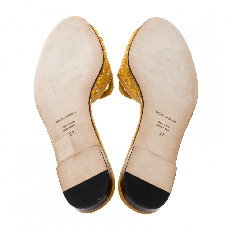 Pre Owned Dolce and Gabbana Yellow Lace Sofia Crystal Embellished Slides Size 37