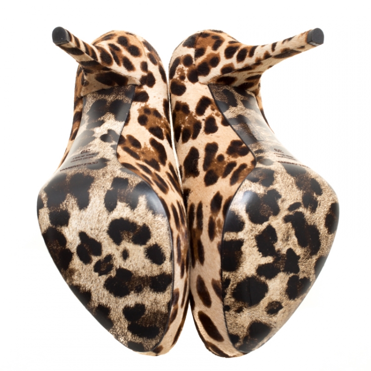 Pre Owned Dolce and Gabbana Leopard Print Pony Hair Platform Pumps Size 39
