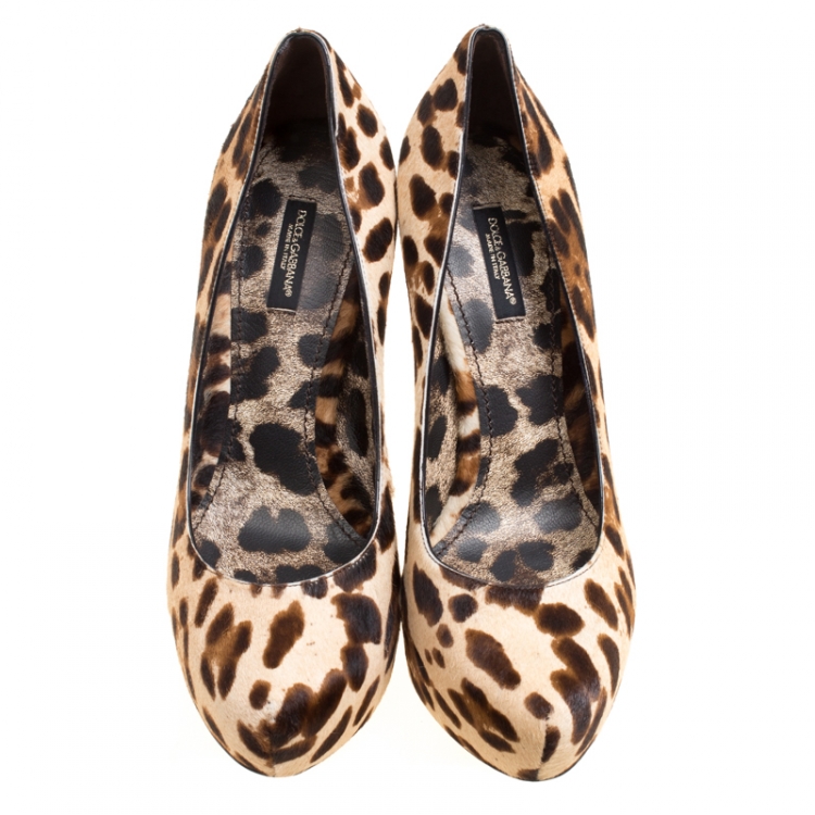 Pre Owned Dolce and Gabbana Leopard Print Pony Hair Platform Pumps Size 39