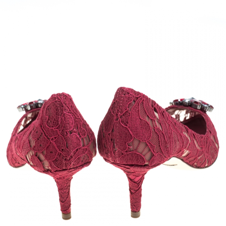 Pre Owned Dolce and Gabbana Maroon Lace Bellucci Crystal Embellished Pointed Toe Pumps Size 38.5