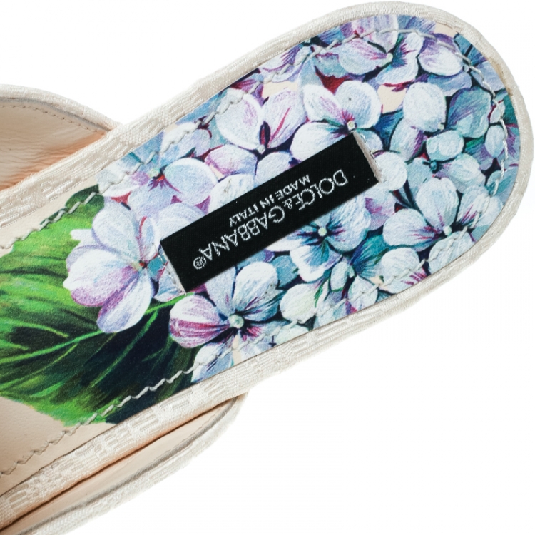 Pre Owned Dolce and Gabbana Hydrangea Print Jackie Crystal Embellished Buckle Flat Mules Size 40