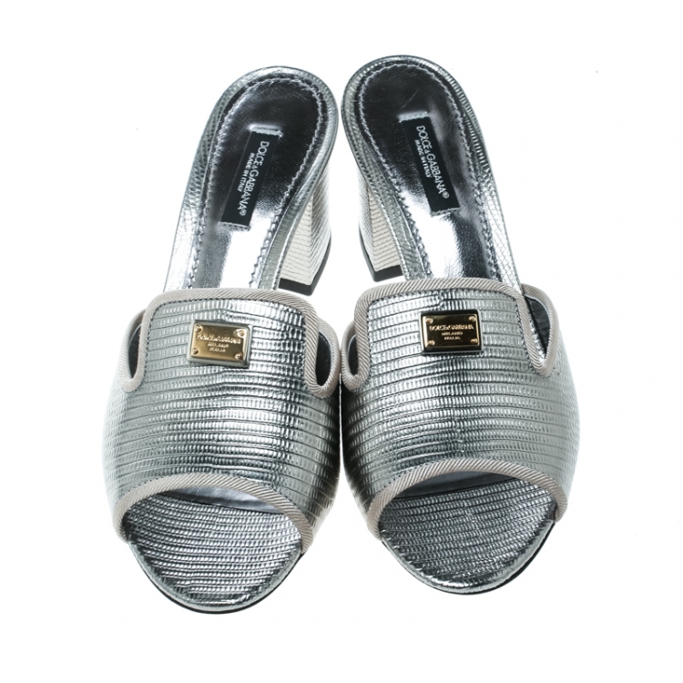 Pre Owned Dolce and Gabbana Metallic Silver Embossed Lizard Leather Peep Toe Mules Size 36.5
