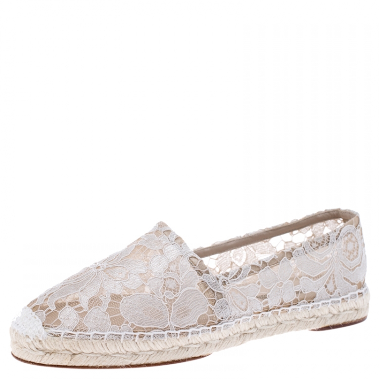 Pre Owned  Dolce&Gabbana White Floral Lace Espadrille Flats Size 39