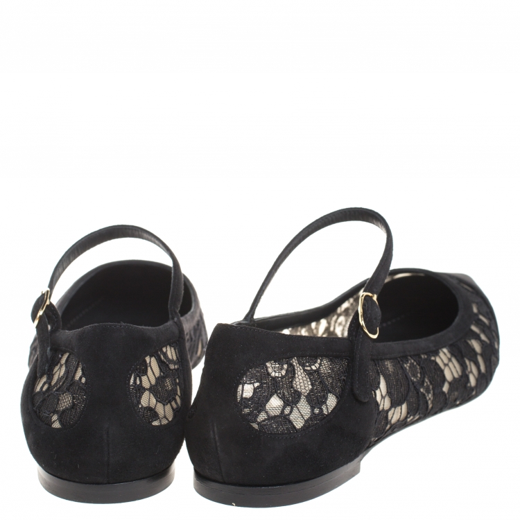 مملوكة مسبقًا Dolce and Gabbana Black Lace And Suede Mary Jane Pointed Toe Ballerina Size 38