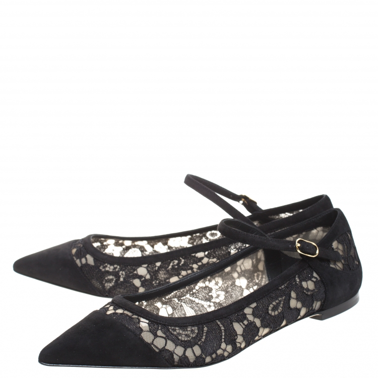 مملوكة مسبقًا Dolce and Gabbana Black Lace And Suede Mary Jane Pointed Toe Ballerina Size 38