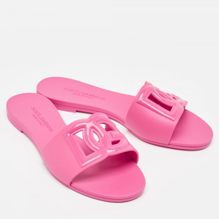 Pre Owned Dolce & Gabbana Pink Rubber DG Logo Flat Slides Size 36