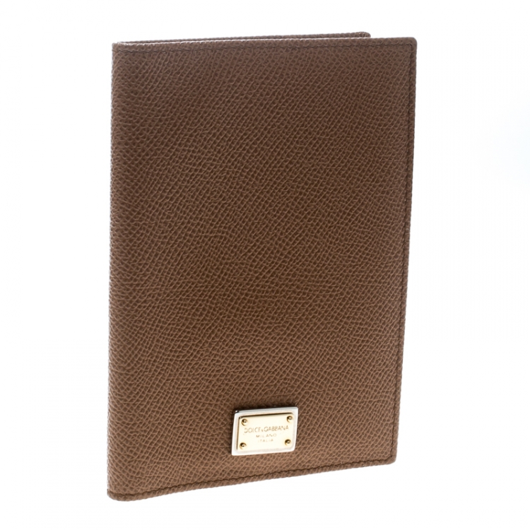 Pre Owned Dolce & Gabbana Brown Leather Passport Holder