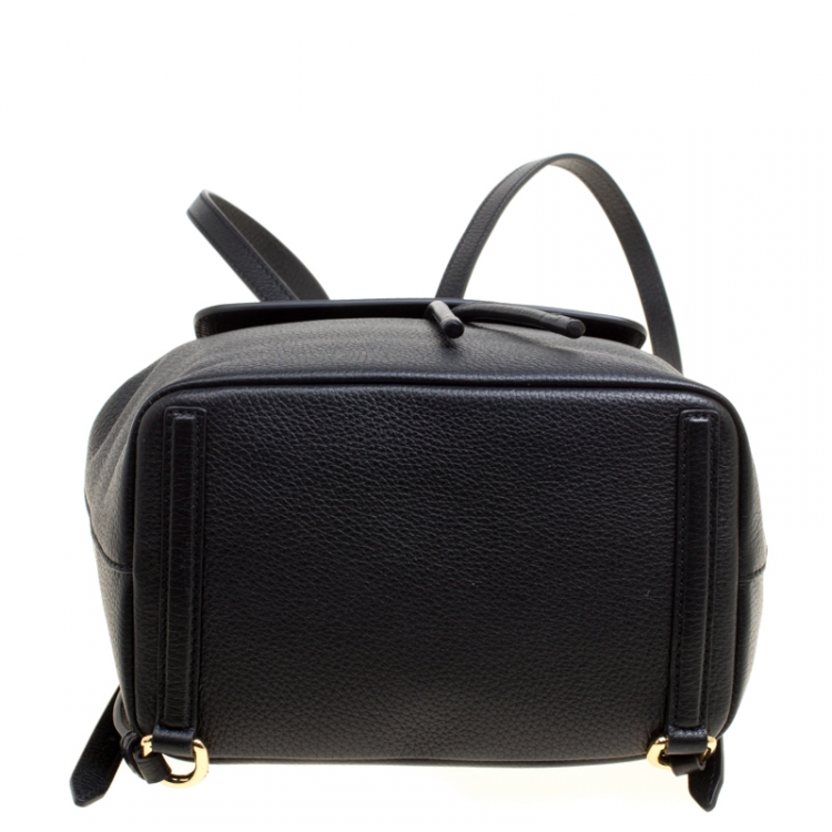 Pre Owned Dolce and Gabbana Black Leather Sicily Backpack