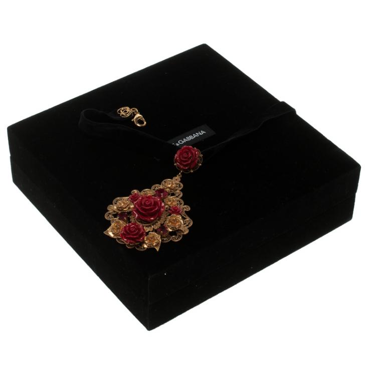 Pre Owned Dolce and Gabbana Rose Filigree Gold Tone Pendant Choker Necklace