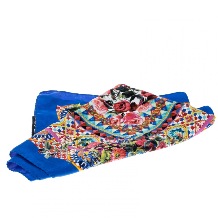 Pre Owned Dolce and Gabbana Multicolor Mambo Printed Silk Square Scarf