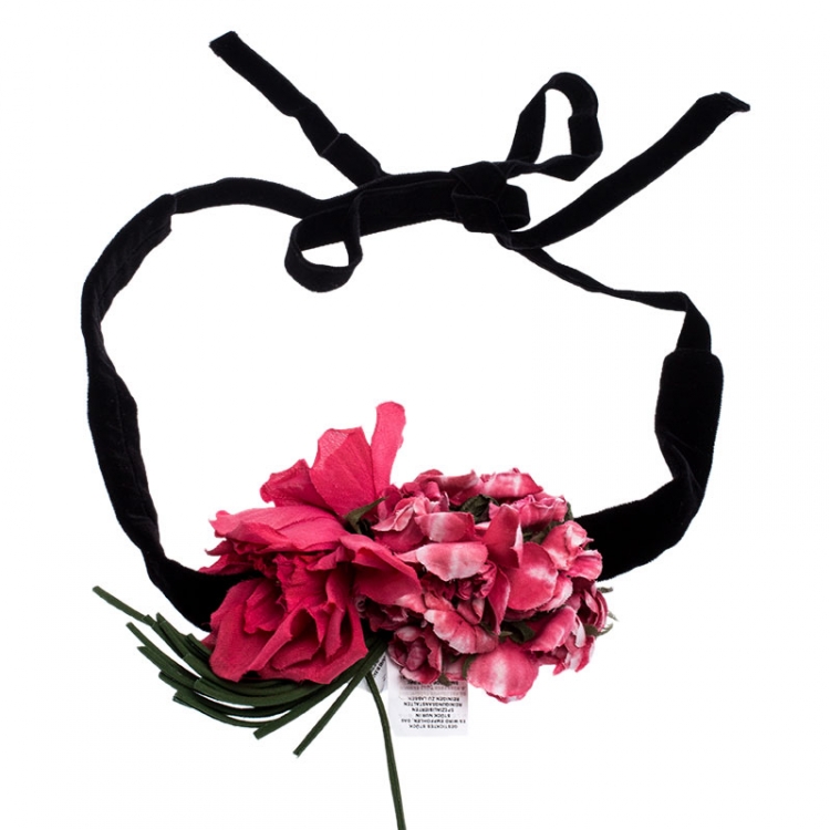 Pre Owned Dolce and Gabbana Black Velvet Floral Applique Detail Tie Belt