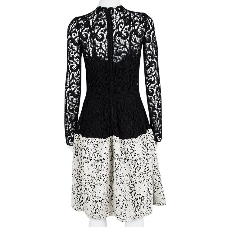 Pre Owned Dolce and Gabbana Monochrome Wool Floral Embroidered Lace Dress S