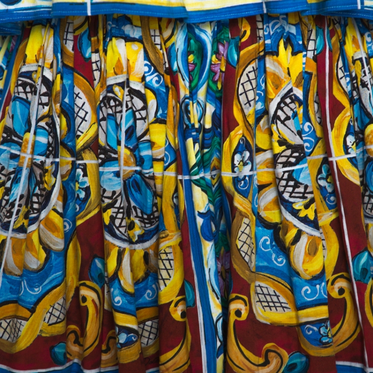 مملوكة مسبقًا Dolce & Gabbana Multicolor Majolica Print Cotton Tiered Midi Dress M