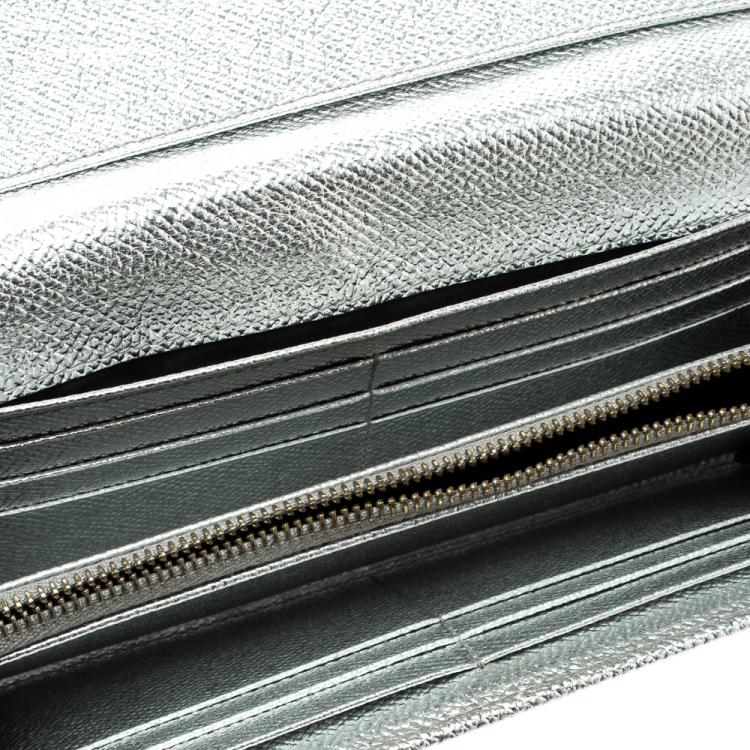 Pre Owned Dolce and Gabbana Silver Leather Continental Wallet