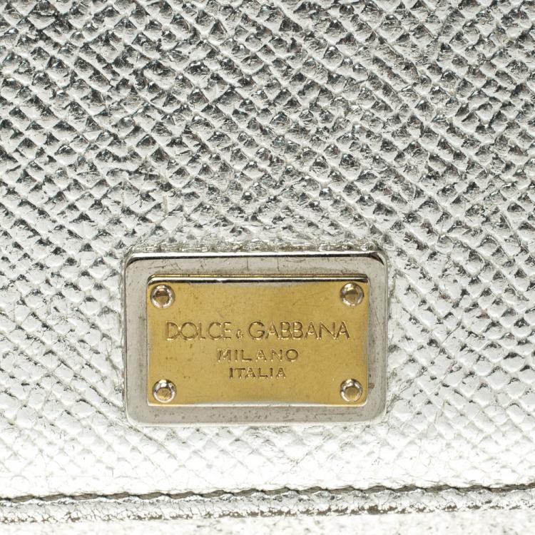 Pre Owned Dolce and Gabbana Silver Leather Continental Wallet