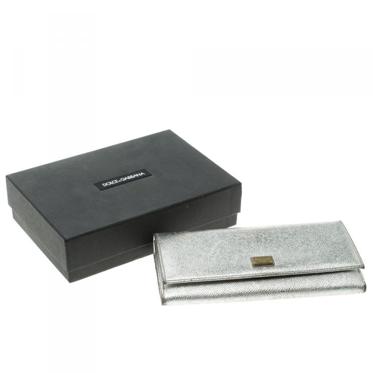 Pre Owned Dolce and Gabbana Silver Leather Continental Wallet