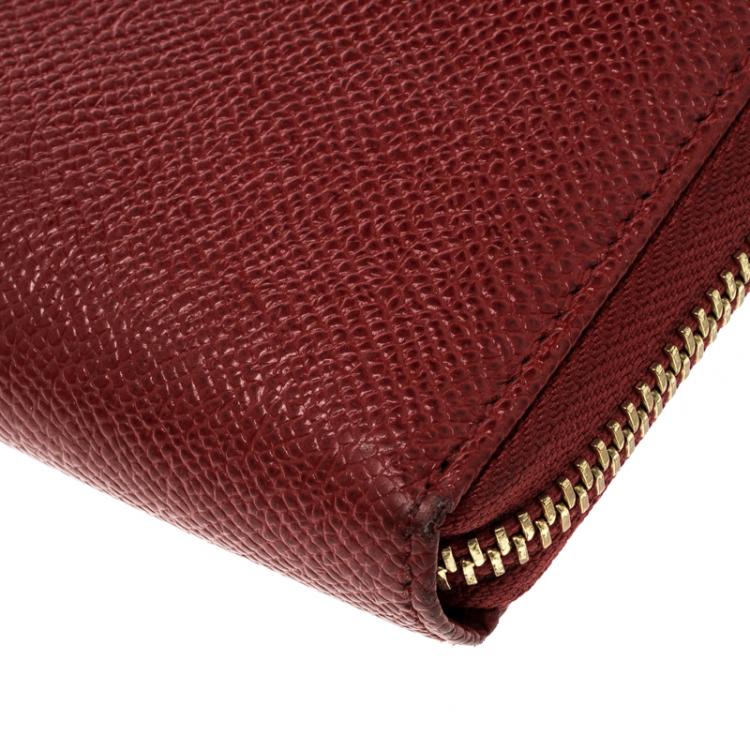 Pre Owned Dolce and Gabbana Red Leather Zip Around Wallet