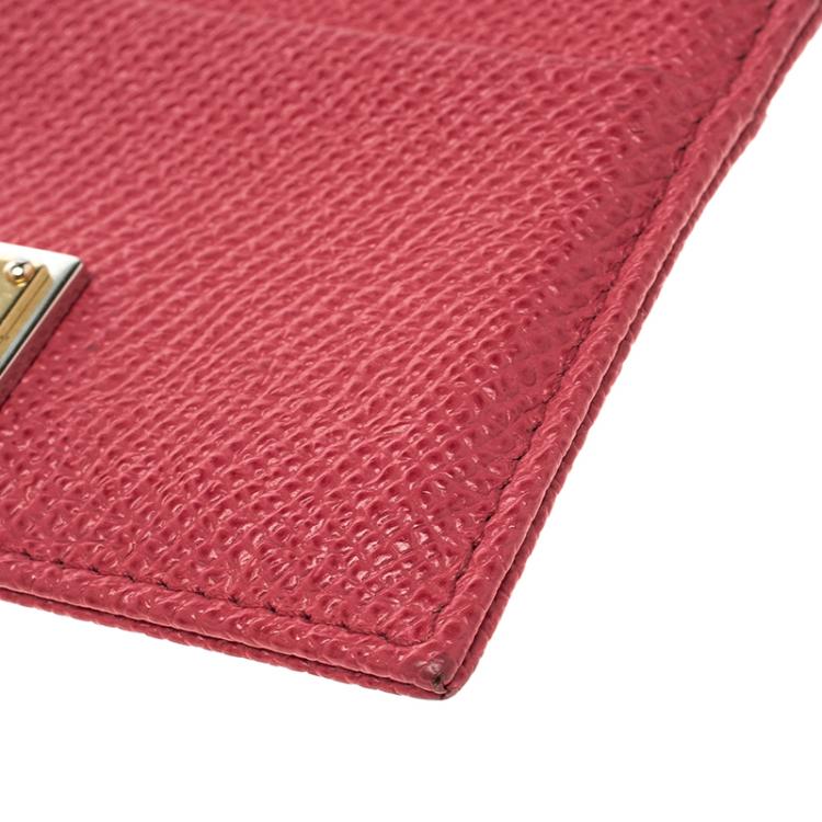 مملوكة مسبقًا Dolce and Gabbana Red Leather Card Holder