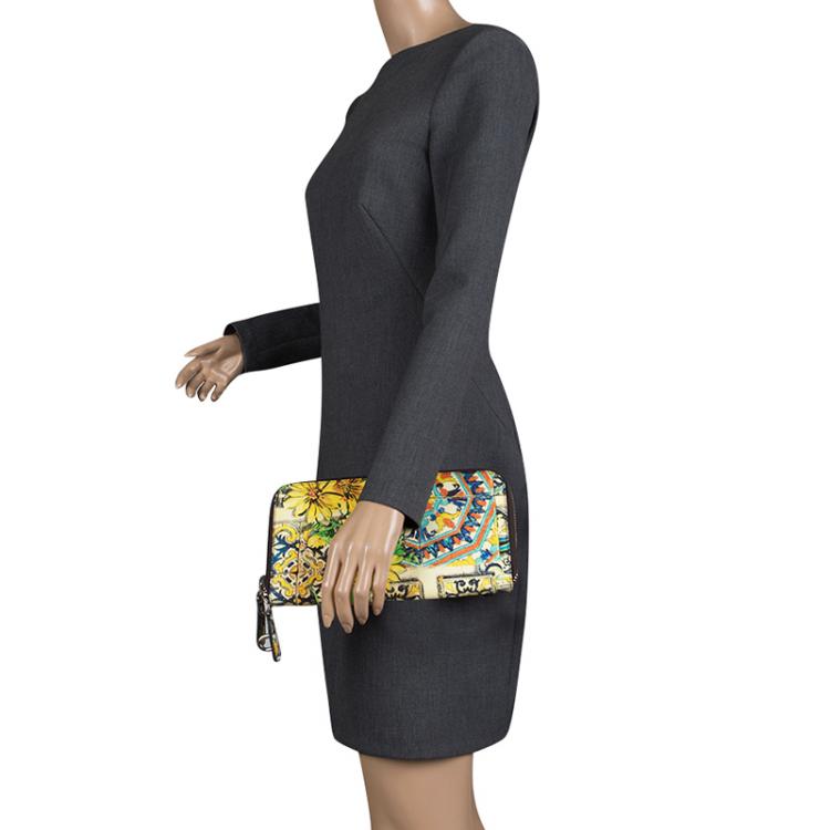 Pre Owned Dolce and Gabbana Multicolor Floral Printed Patent Leather Zip Around Clutch