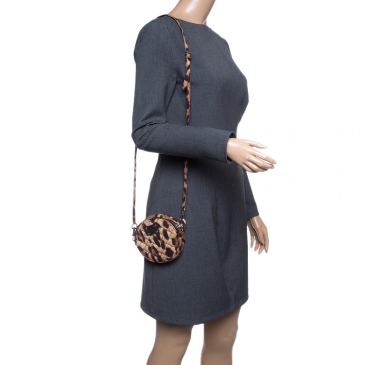 مملوكة مسبقًا Dolce and Gabbana Beige Leopard Print Round Crossbody Bag