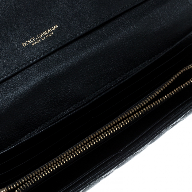 Pre Owned Dolce And Gabbana Black Quilted Leather Flap Wallet