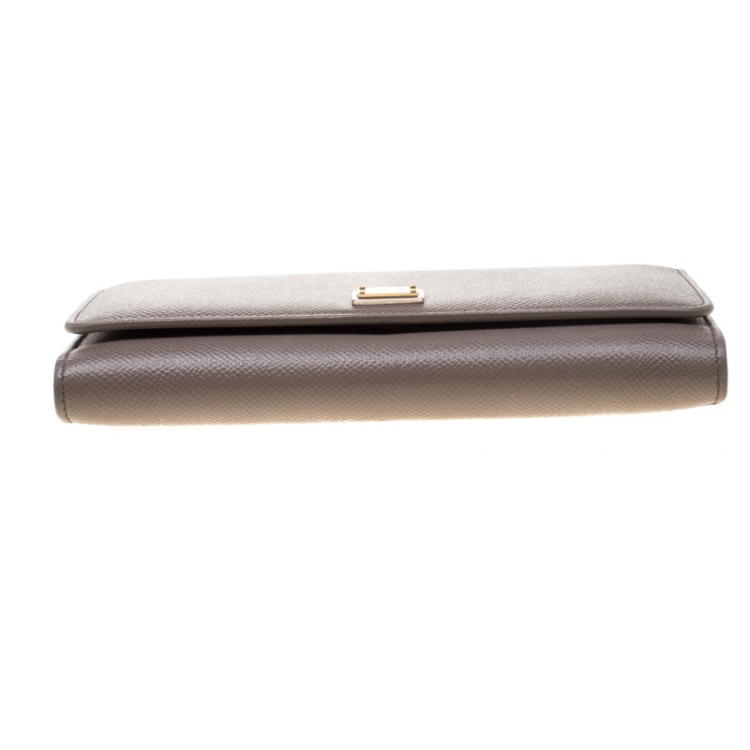 Pre Owned Dolce and Gabbana Grey Leather Sicily Wallet on Chain 