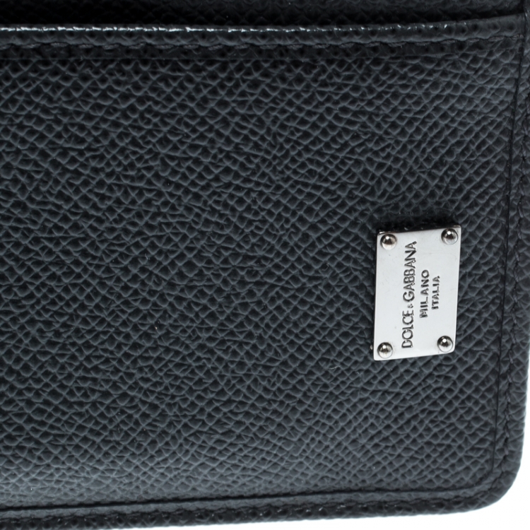 Pre Owned Dolce and Gabbana Black Leather Zip Continental Card Case