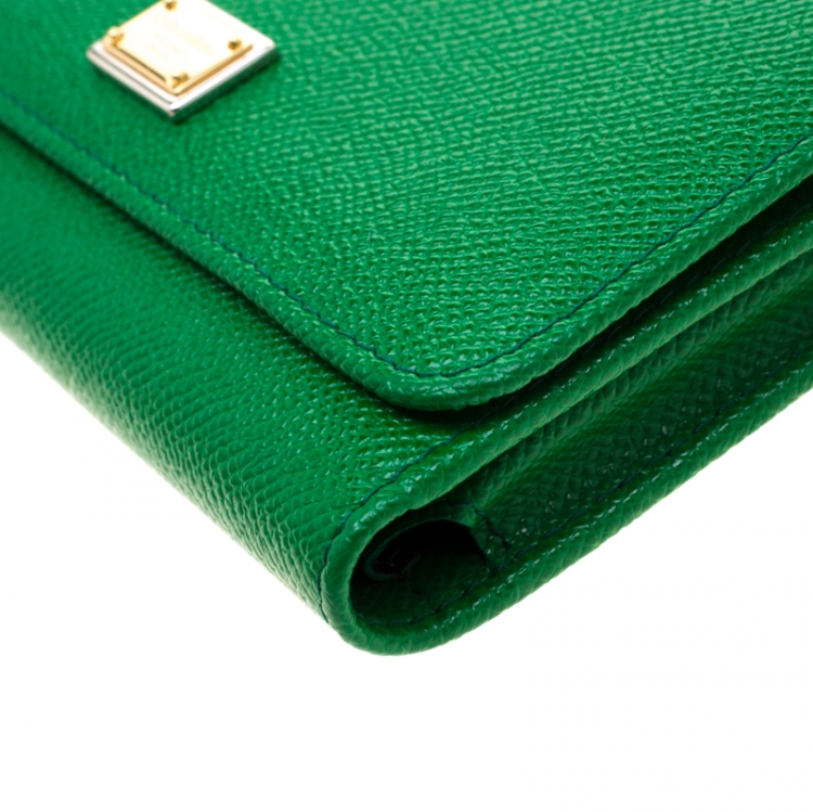 Pre Owned Dolce and Gabbana Green Leather Miss Sicily Von Smartphone Bag