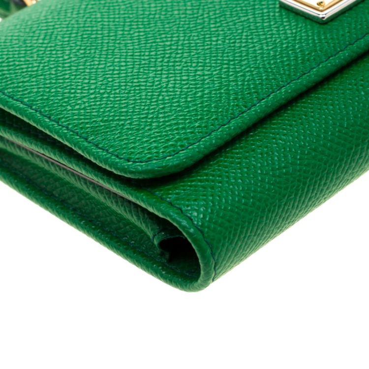 Pre Owned Dolce and Gabbana Green Leather Miss Sicily Von Smartphone Bag