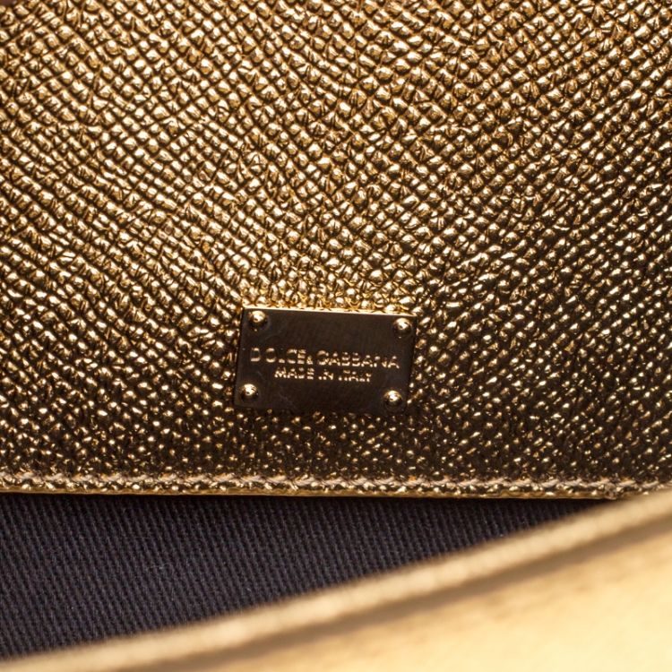 مملوكة مسبقًا Dolce & Gabbana Gold Dauphine Leather Pochette Shoulder Bag