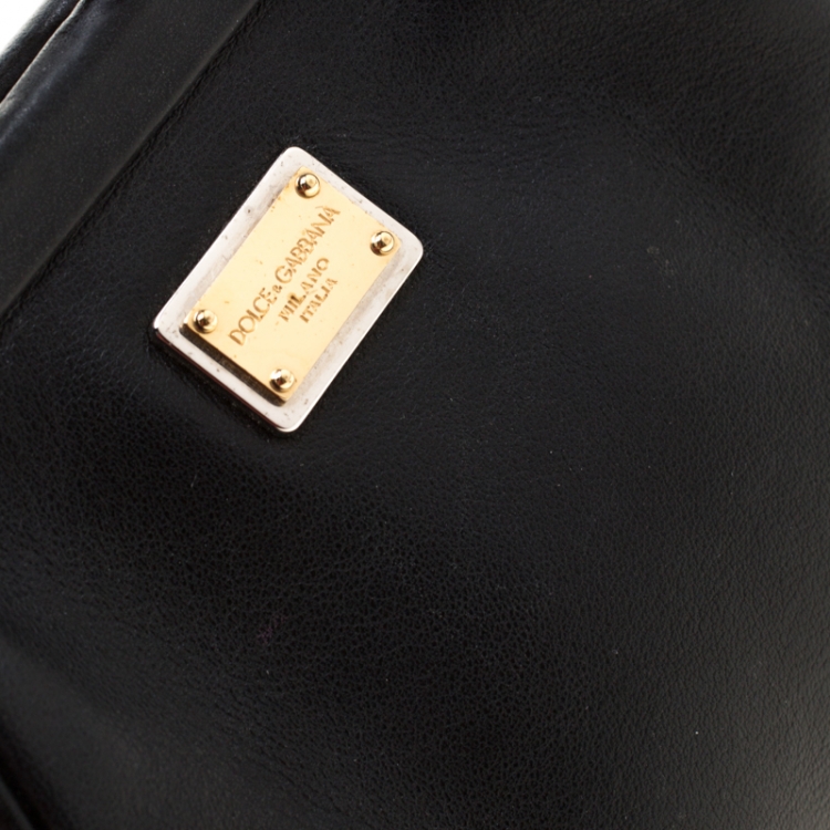 Pre Owned Dolce and Gabana Black Leather Kiss Lock Frame Chain Clutch