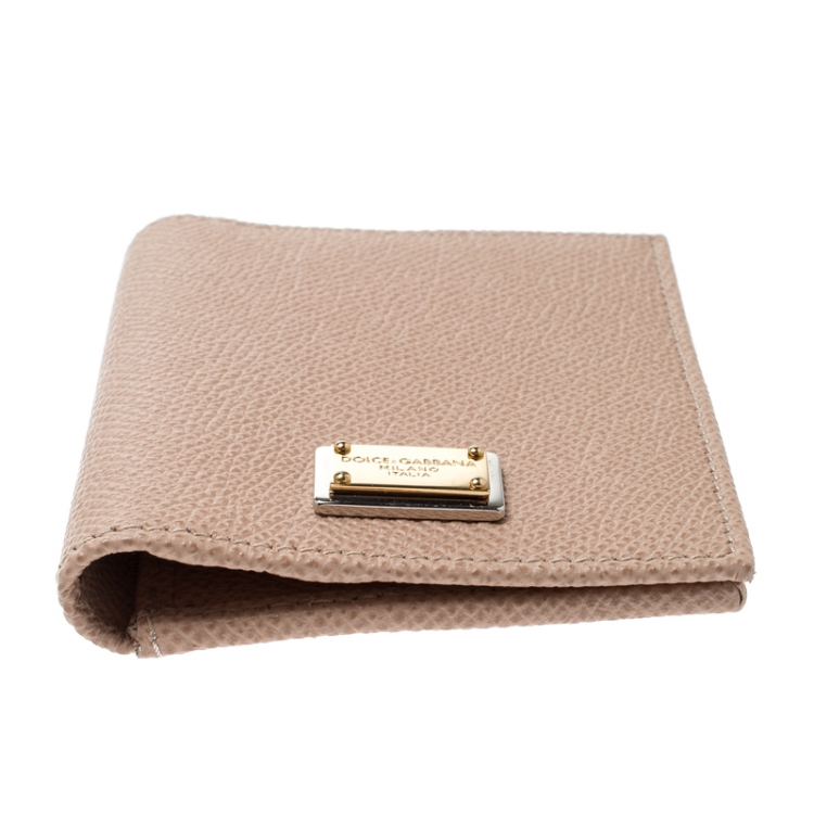 Pre Owned Dolce and Gabbana Beige Leather Bifold Card Holder