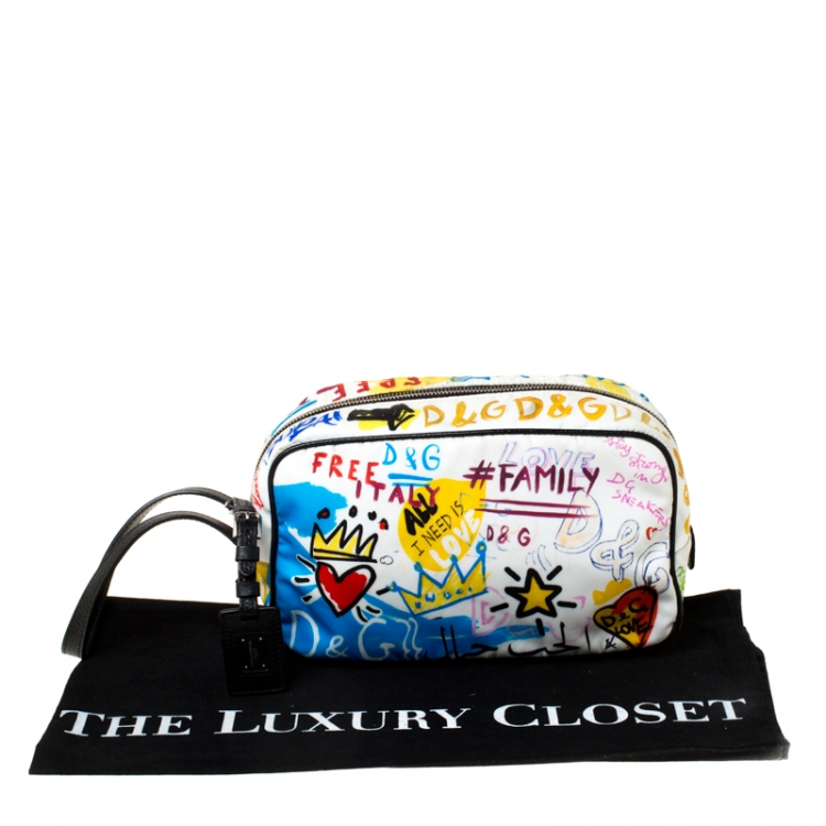 Pre Owned Dolce and Gabbana Multicolor Graffiti Printed Nylon Wash Bag