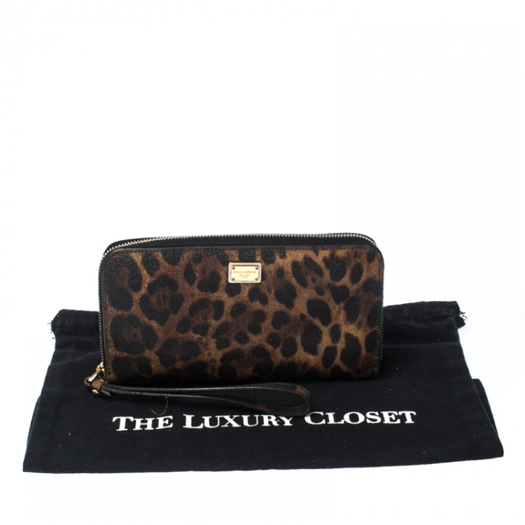 Pre Owned Dolce & Gabbana Brown/Black Leopard Print Leather Zip Around Wallet 
