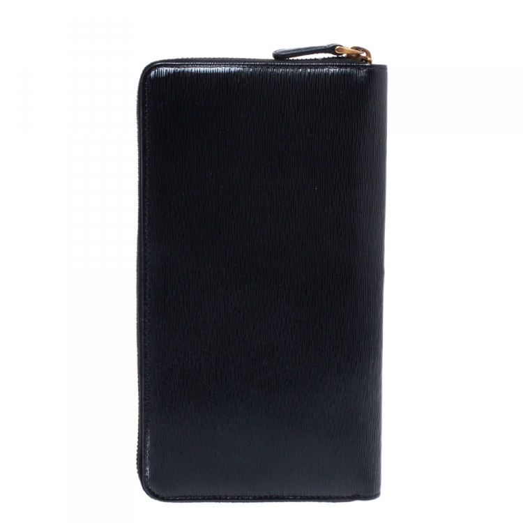 Pre Owned Dolce & Gabbana Black Leather Zip Around Organizer Wallet