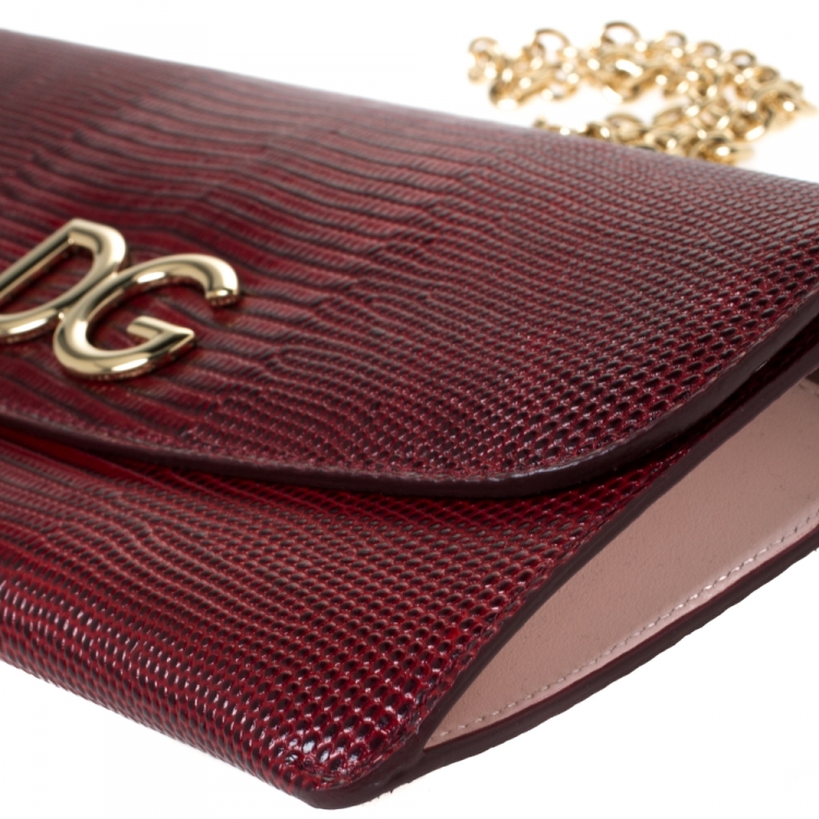 Pre Owned Dolce and Gabbana Red Lizard Embossed Leather Logo Flap Chain Clutch