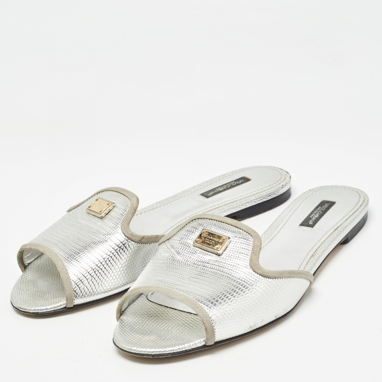 Pre Owned Dolce & Gabbana Silver Embossed Lizard Flat Slides Size 39