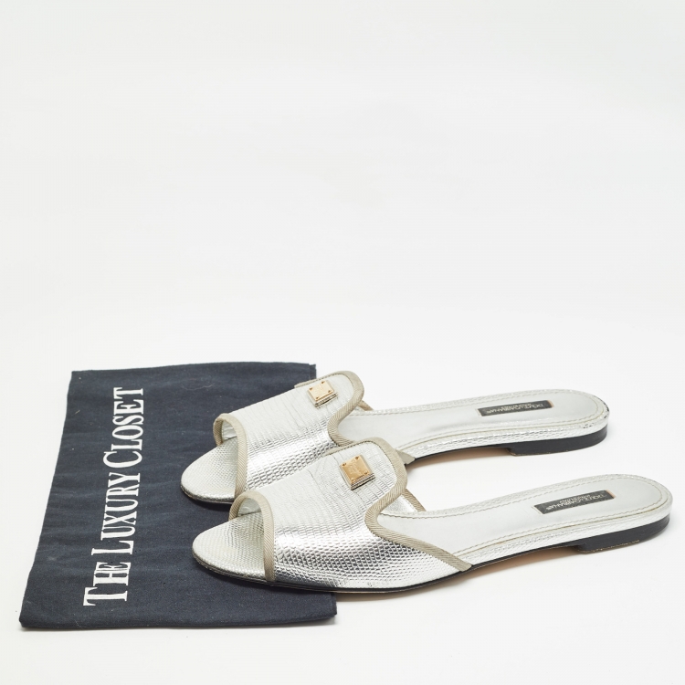 Pre Owned Dolce & Gabbana Silver Embossed Lizard Flat Slides Size 39