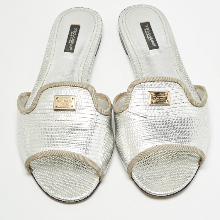 Pre Owned Dolce & Gabbana Silver Embossed Lizard Flat Slides Size 39