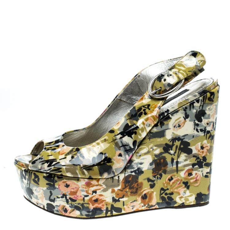 Pre Owned Dolce and Gabbana Multicolor Floral Printed Patent Leather Peep Toe Wedge Slingback Sandals Size 40