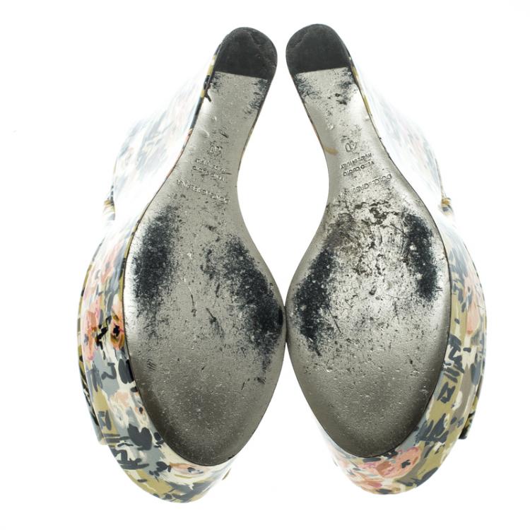 Pre Owned Dolce and Gabbana Multicolor Floral Printed Patent Leather Peep Toe Wedge Slingback Sandals Size 40