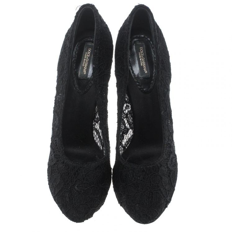 Pre Owned  Dolce and Gabbana Black Lace Pumps Size 39