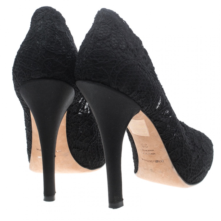 Pre Owned  Dolce and Gabbana Black Lace Pumps Size 39