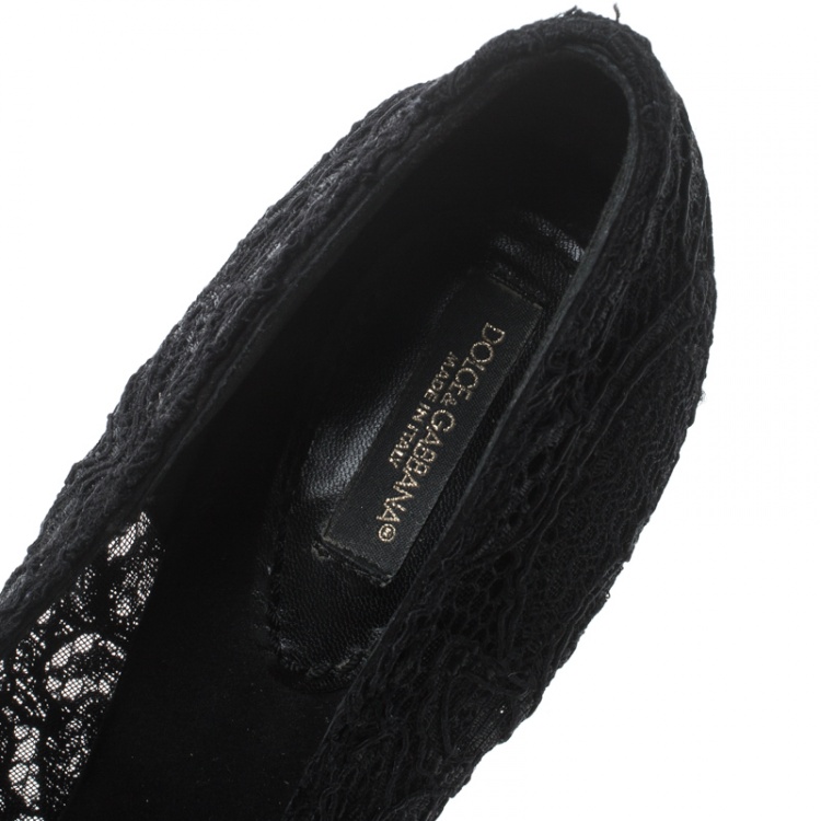 Pre Owned  Dolce and Gabbana Black Lace Pumps Size 39